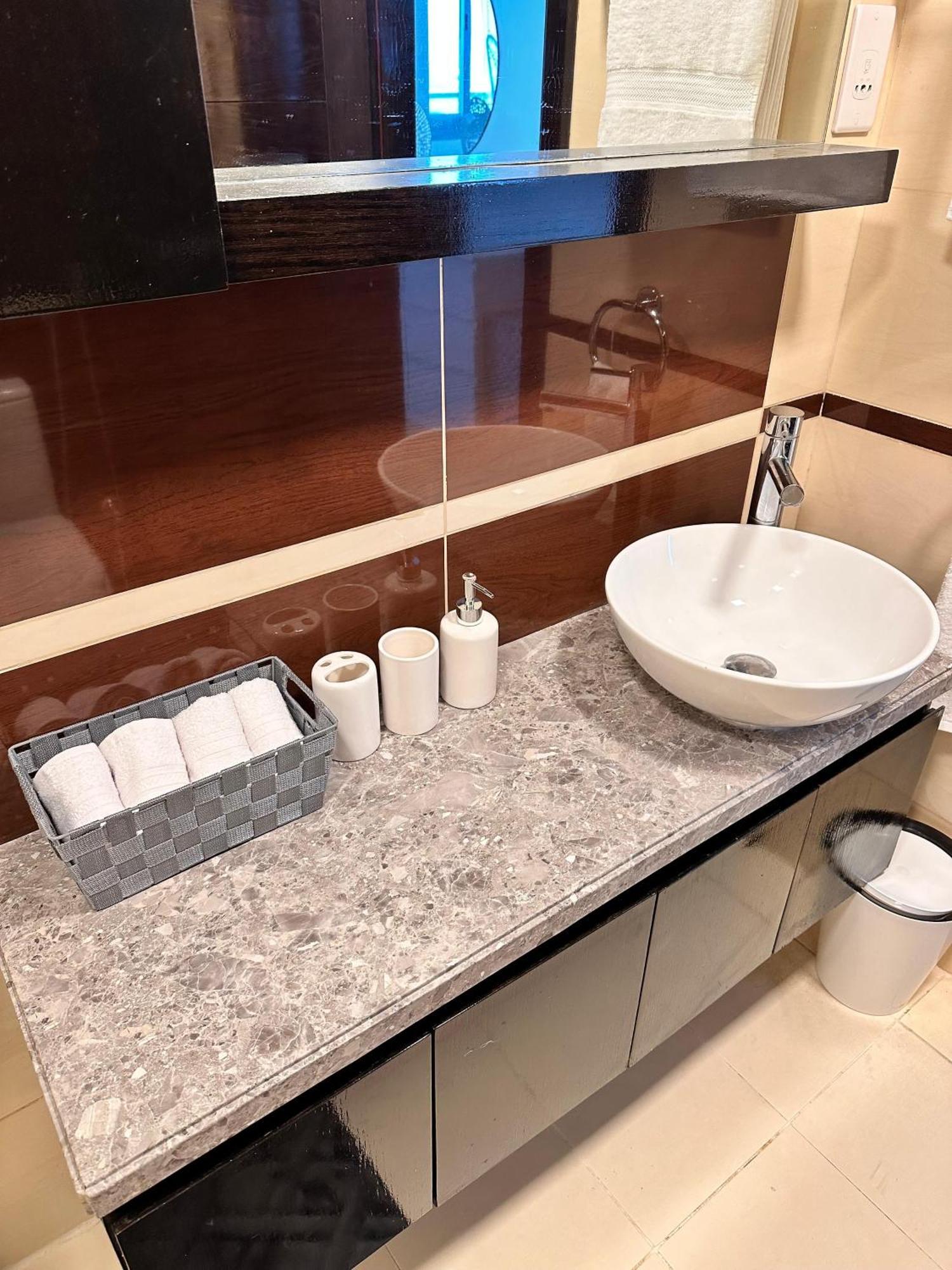 Wonderful 1Bd With Full Marina View Appartement Dubai Buitenkant foto
